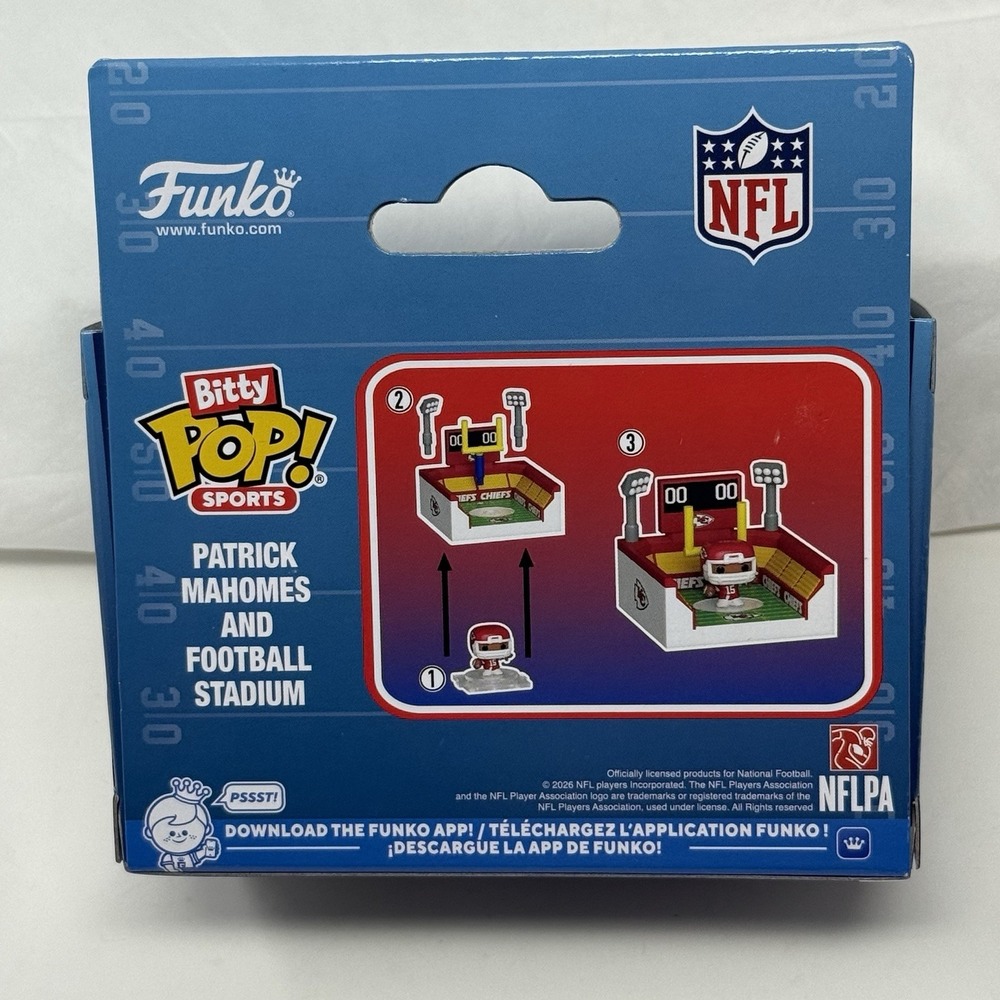 Funko Bitty Pop! Patrick Mahomes and Football Stadium Arrowhead NEW FAST SHIP🔥 - Picture 4 of 4